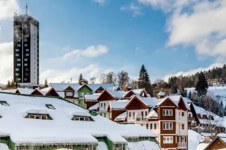 Hotel Pecr Well Отели в г. Пец-под-Снежкой