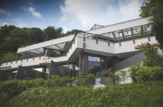 B&B ビスタ ラーゴ オルモ邸周辺のホテル