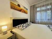 Serenity Apartments and Studios