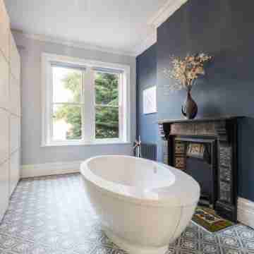 Host Stay Chatsworth Townhouse I Fitness & Recreational Facilities