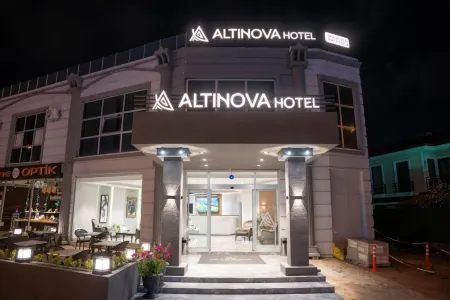 Altınova Hotel Sakarya Отели рядом с достопримечательностью «Ebk Cami»