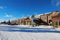 Holiday Inn West Yellowstone, an IHG Hotel Hotel di 