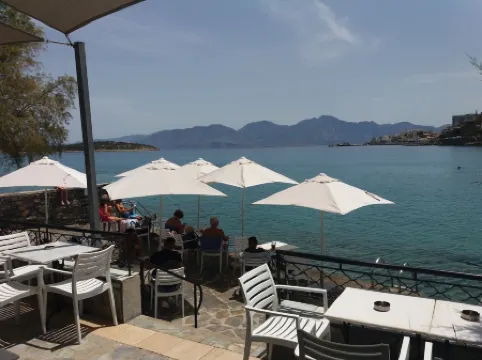 Polydoros Appartments