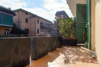 Minerva - by Myhomeincomo