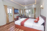 Hotel Yatra Sauraha - balcony