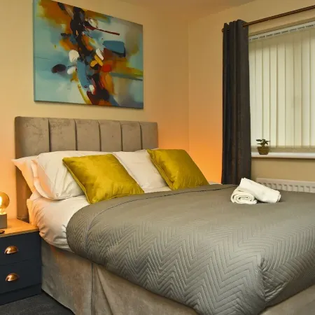 Warrington Suites by Relax Stays