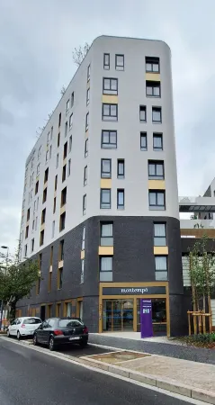 Montempô Apparthôtel Paris Noisy le Sec Отели рядом с достопримечательностью «Chapelle Notre-Dame-de-l'Étoile de Bobigny»