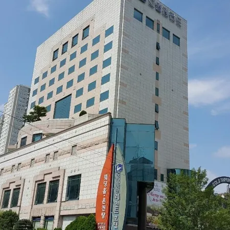 Legend Hotel