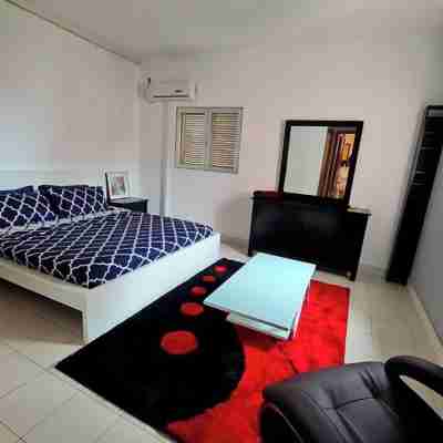 Adilson Eduardo Others