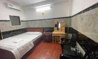 Tri Thong Hotel