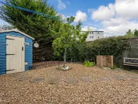 Centrally Situated 1 Bedroom House in Cumbernauld Hotels in Cumbernauld
