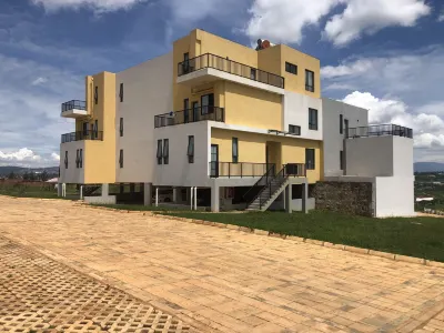 Phoenix Villa Hotels in 