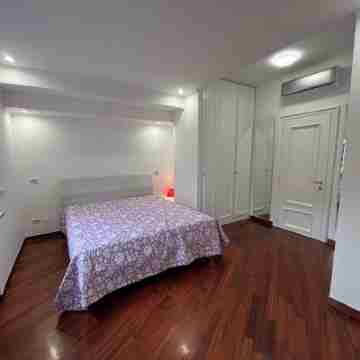 Relaxation at the Gates of Rome Rooms