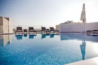 Sliema Tigne Suites - Beach