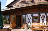 Höhengasthaus Kolmenhof an der Donauquelle Hotels in Simonswald