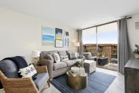 Aloha Chic Penthouse Vistas