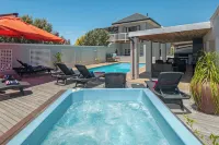 Villa Venusta Luxury Guesthouse - Solar Power - Hot Tub