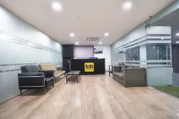 FabHotel Novis Stayz