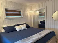 NEW LISTING - Super 2 bedroom home with 72’ of Conesus lakefront Hotels in Conesus