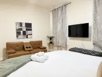 The Cardinal 808 C- 2BR-1BA EVV Apt Hotels near Red Bank Commons