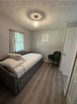 Cozy Modern Cabin in the Woods