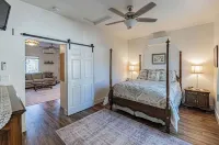 Charming casita with AC and WiFi in welcoming Nampa.