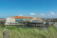 Apartment in Dutch Coast with Beach Access Hotels in 