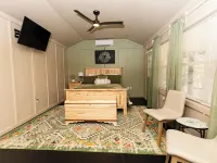 Country Cabin on the Creek in Belton with WiFi, AC Hotels in Belton