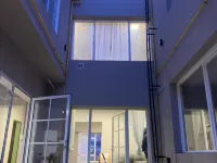 關那科旅舍 馬德林港酒店