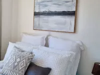 The Comfy Humphrey House Hotels in Greytown