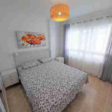 Apartamento Sarah 2A, 2min to the beach and promenade, central and quiet. Free WIFI Rooms