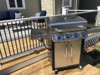 Just Renovated-Downtown Plymouth-America's Hometown-Spacious-Parking-Yard & MORE