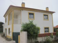 Between Nazareth and S. Pedro de Moel