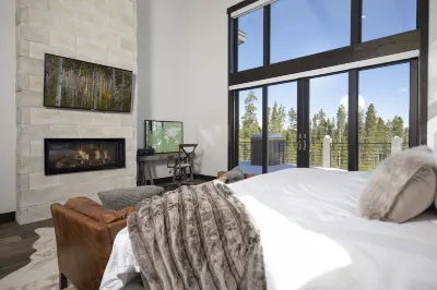*New construction*Chalet on Peak 7 in Breckenridge - 3 miles to Breck Ski Resort Hotels near Sapphire Point Overlook