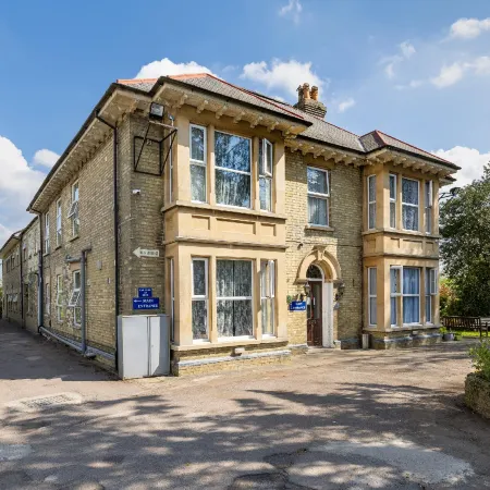 Shelford Lodge