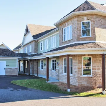 Luxurious 3 bedroom condo. 2 minutes from beautiful Mont Bromont. CITQ#248275