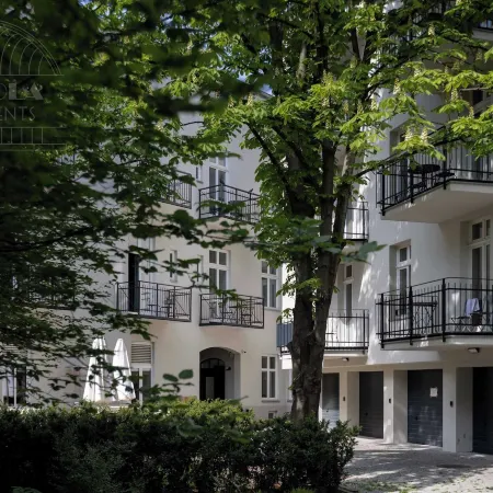 Canvas House by Fragola Collection