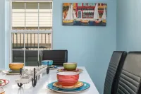 Great Back to School Dealsl!  4 minute walk to beach!