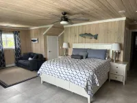 7BR7BA, Pool, 2 Boat slips, step to Tahiti Beach, Sleeps 18, +cabana adds on 2