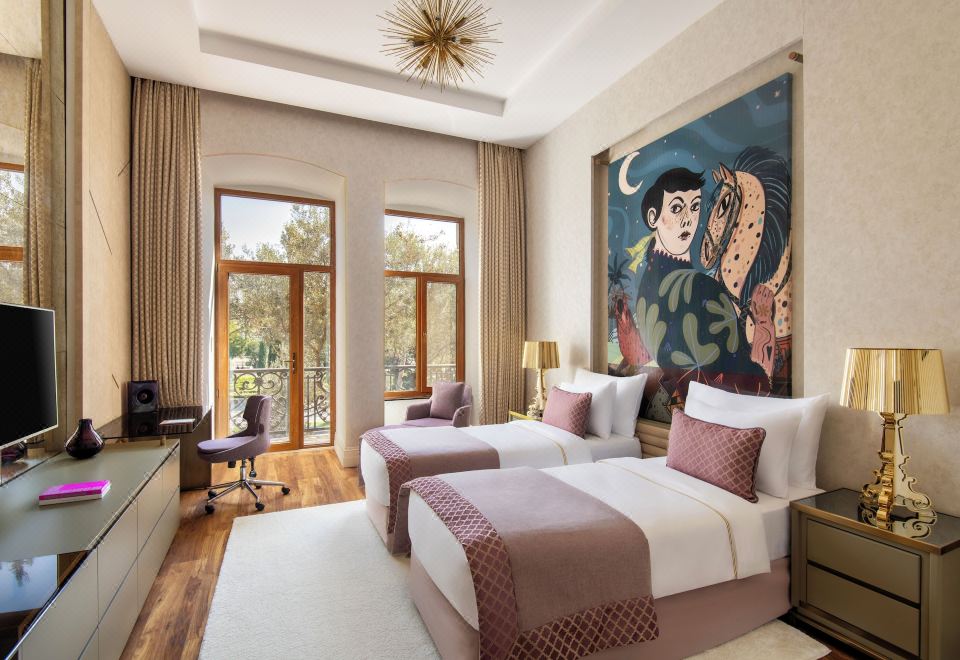 3. 아트 갤러리 호..