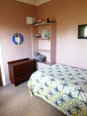 A beautiful Villa with a spacious garden, only1 minute walk to beach !! Hotels in Haumoana