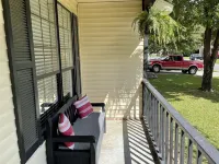 Spacious 4 bedroom home near Charleston & beaches! Hotels in Ladson
