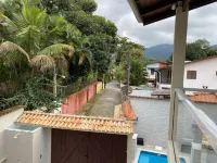 Casa inteira, 4 dormitórios, ar condicionado, piscina próximo da praia