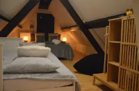 Sea-renity23 with sauna and jacuzzi Hotels in Veurne