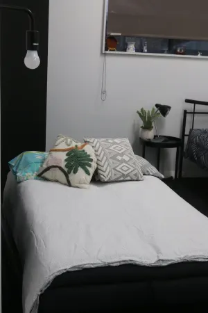 private Modern  studio apartment  with ocean views, balcony and Boat parking