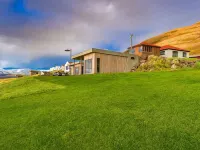 Convenient summer house on the Nollur farm at Eyafjord Hotels in Grenivik