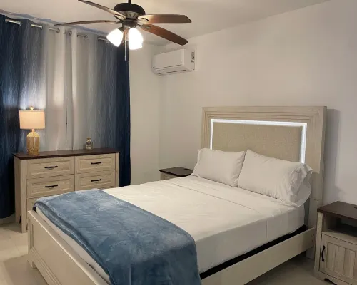 Palms Villa - Newly renovated condo by the beach! Hotels in Luquillo