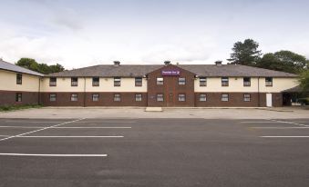 Premier Inn Caerphilly (Corbetts Lane)