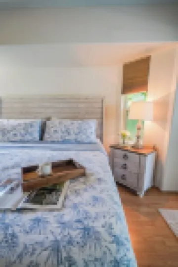 Coastal Getaway with game room pool hot tub & inlaw suite in heart of Sebastian