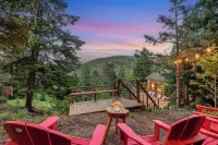 Forest Retreat, Hot Tub, Near Red Rocks.